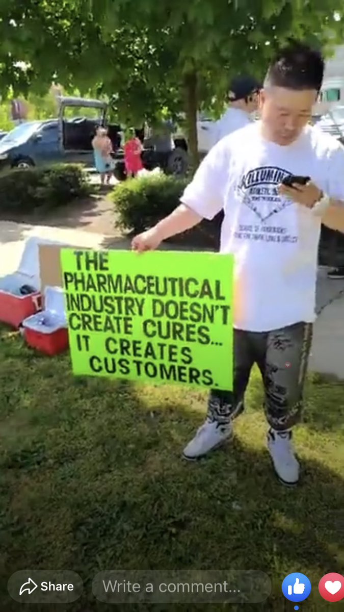 barbraw28's tweet image. Love this sign from #SurreyBC #protest #ProtestLockdown