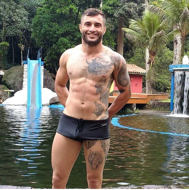 allanguerragome's tweet photo. #bomdia pra quem é de bom dia
#boanoite pra quem É de boa noite 😉 #lindo #resort isso é #litoralnortepaulista 😍 #minhaterra #amo #lindodemais #AllanGuerraGomes #mma #muMMrA #semore de #sunga #vivo de #cueca, moro em uma cidade #tropical isso é #caribe #brasil #brazilianboy #man https://t.co/tiRFryzikp