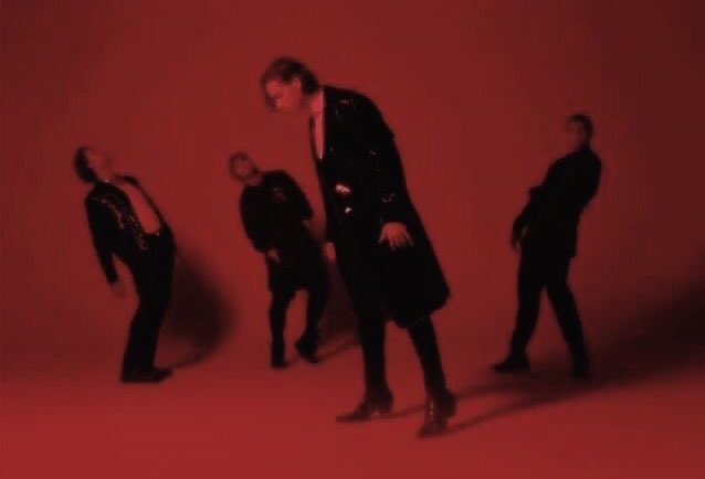 SweetCherry_Mel's tweet photo. si escuchaste red desert y no fingiste tocar la batería como ashton, realmente escuchaste red desert??
#RedDesertDay #CALMpetitions #YOUSHOULDLISTENTOCALM https://t.co/p9rDNgMfSg