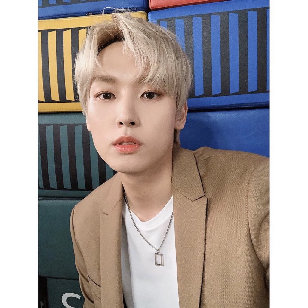   #Inseong forehead