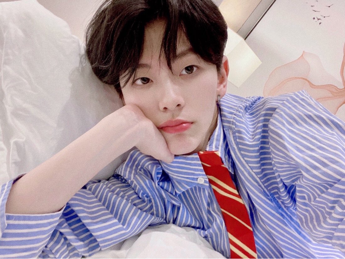 สกู๊ป tweet media