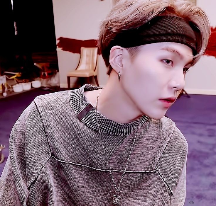 AgustDxJimin_'s tweet photo. Destinos Unidos| #YoonminAu | Omegaverse

Yoongi se fue.
Yoongi lo abandonó.
Yoongi lo dejó por irse a Japón.
YG lo dejo con un cachorro en vientre.
JM se enteró semanas después de que YG se fuera.

"No estás solo Minnie, nunca más" https://t.co/4thWlkKOzS