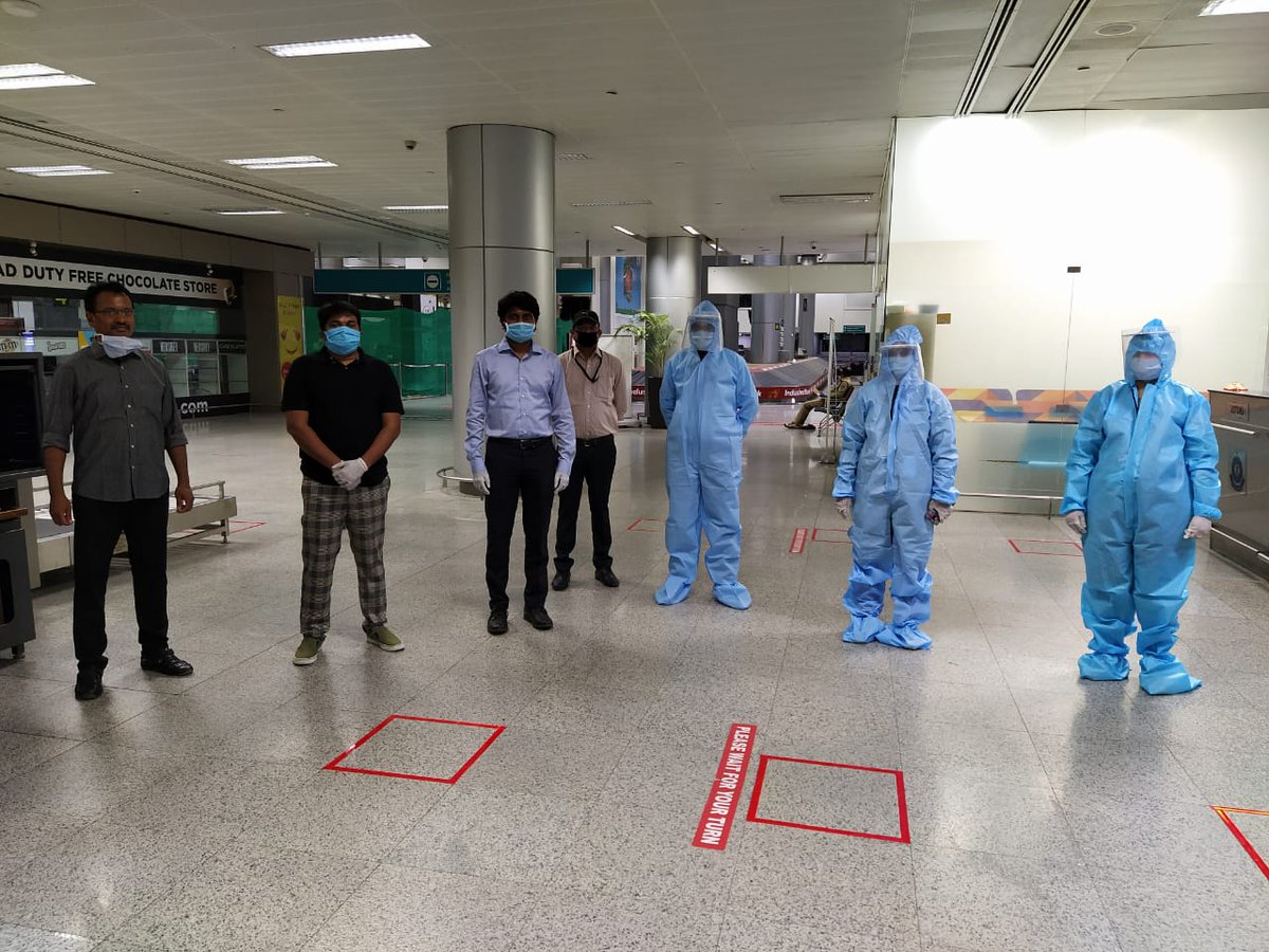 cgstcushyd's tweet photo. Evacuation flight AI-988 from Kuwait under @vandeBharatmission landed with 163 passengers in Hyderabad Airport on 09.05.2020. HYD Customs facilitated smooth clearance of passengers by taking all safety and health precautions in view of Covid-19
@cbic_india,#VandeBharatMission https://t.co/gYB8Uvxw9H