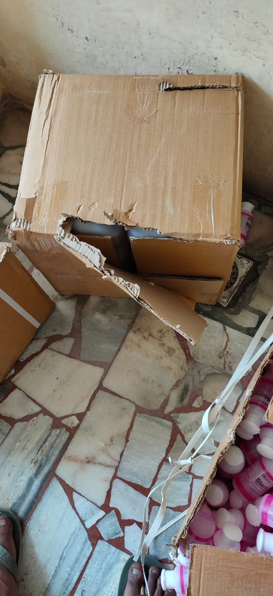chailesh's tweet photo. @PMOIndia @RailwaySeva @PiyushGoyal Please revert and suggest onto how we should rely on Indian Railway parcel service? https://t.co/YjeaECDAuE
