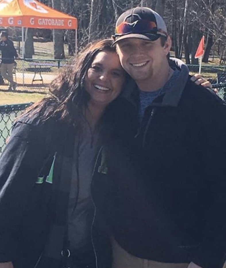 BatcherJustin's tweet image. Happy Mother’s Day to the best mom out there! I love you so much and ready to celebrate! Can not thank you enough for everything you do! ❤️