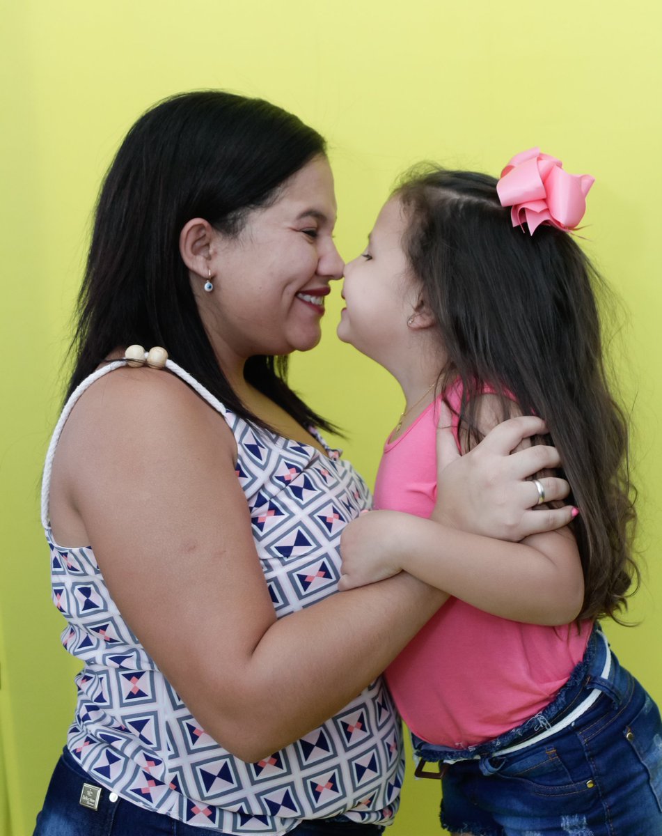 isacsdalmeida's tweet photo. Feliz dia das mãe para mim, que sou mãe dessa menina linda 🤩 https://t.co/OhVwXfagcn