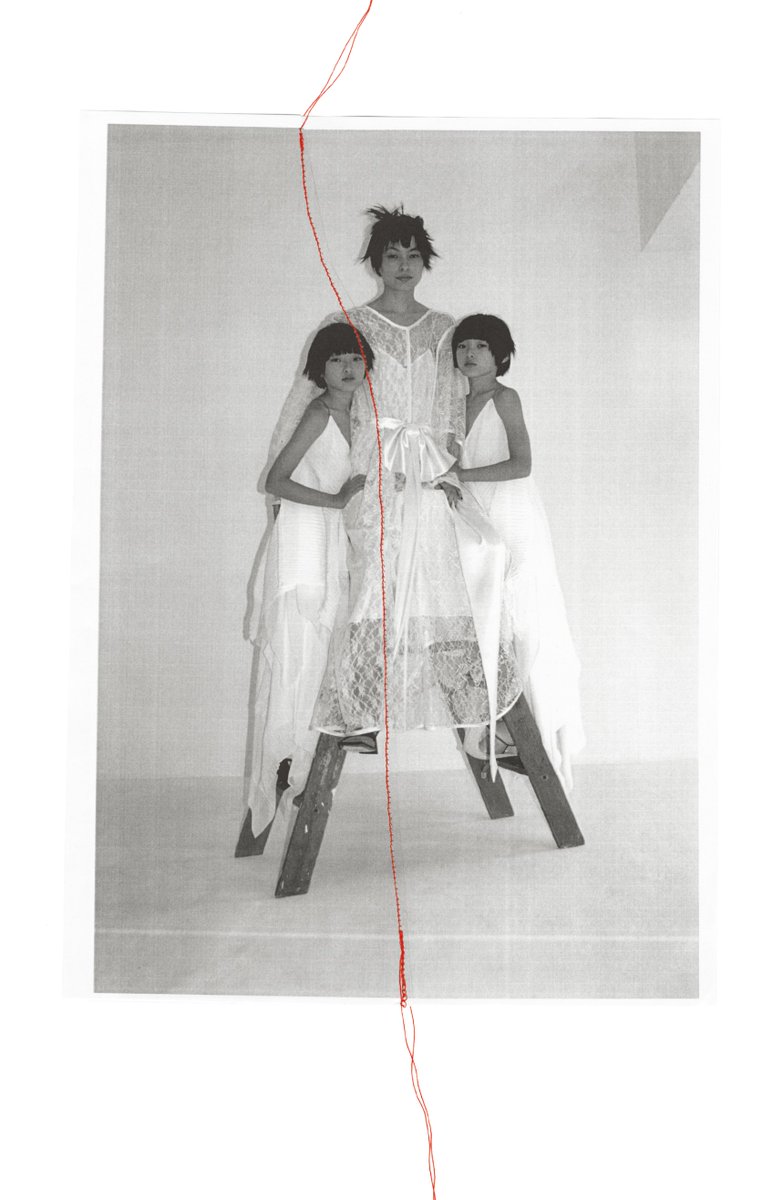 LoeweOfficial's tweet photo. Rina Ota and her daughter Yunon - whose imaginary twin is created by photographer Fumiko Imano- wear LOEWE Spring Summer 2020 in Violet Book Japan ISSUE07.

Full story here : https://t.co/5U0CjyKJoN

#LOEWE #LOEWESS20 #MothersDay https://t.co/a3YpBFrcEI