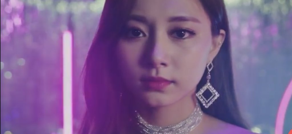 NORMAN_BROYT's tweet photo. TWICE  Tzuyu  チョウ・ツウィ
周子瑜  쯔위   200412

#쯔위 #ツウィ #子瑜 #Tzuyu
#TWICE     #트와이스 https://t.co/YTzJR7z3k4