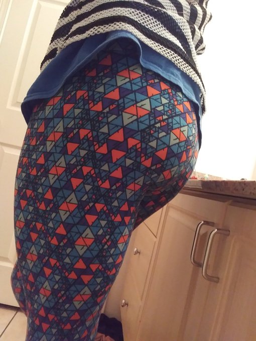 I really love these leggings. What do you think?  - - - #femboy  #leggings  #booty #thighs https://t<a href="/tag/booty"class="tags"><span>#booty</span></a><a href="/tag/leggings"class="tags"><span>#leggings</span></a><a href="/tag/thighs"class="tags"><span>#thighs</span></a><a href="/tag/femboy"class="tags"><span>#femboy</span></a>