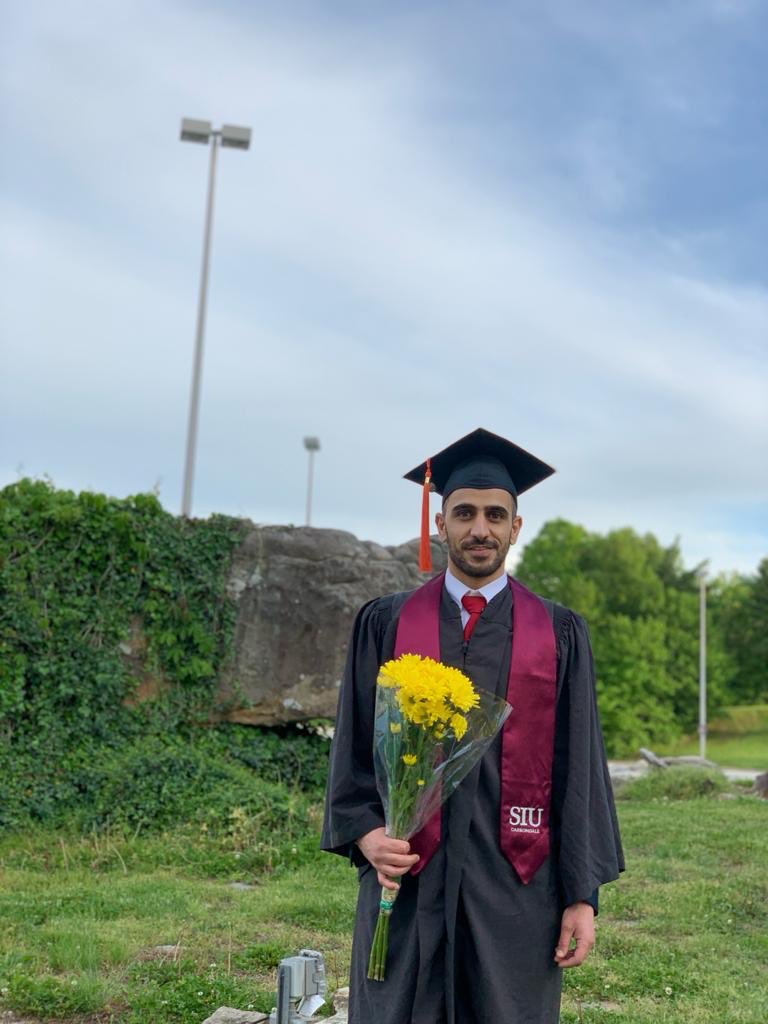 mo_shamar's tweet photo. لله الحمد والثناء الحسن تم تخرج أخي فايد عبدالله الشمري من
جامعة جنوب الينوي- كاربونديل
Southern Illinois Univeristy- #Carbondale
تخصص #هندسه_كهربائيه 
وذلك بكفاح وصبر وغربه خمس سنوات متتاليه  
اللهم لك الحمد والشكر ❤️❤️❤️ https://t.co/j2a1SkF9fl