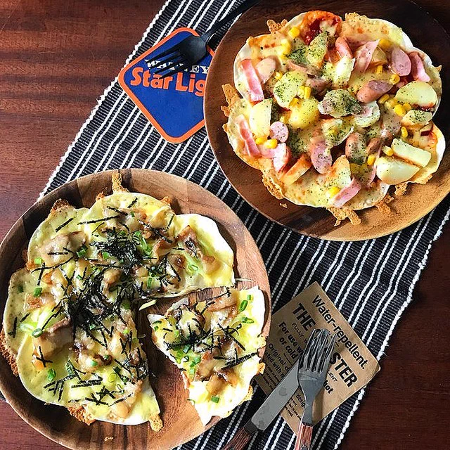 おうちじかんで簡単ご飯！餃子の皮でピザが作れるｗｗ
