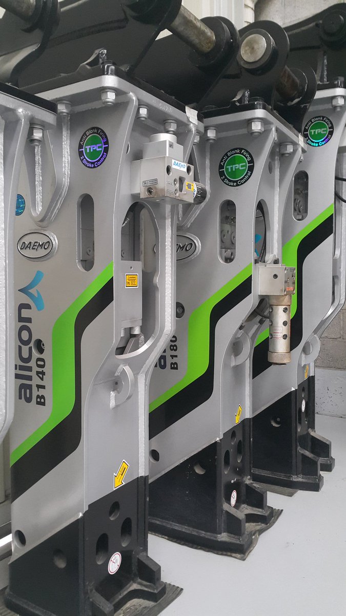 CastorEquipos's tweet photo. Martillos hidráulicos en RENTA y VENTA.
Información en ventas@castor.mx o llena el formato de contacto en https://t.co/KYUXDy1eq3 https://t.co/9ZN7Eccuyb