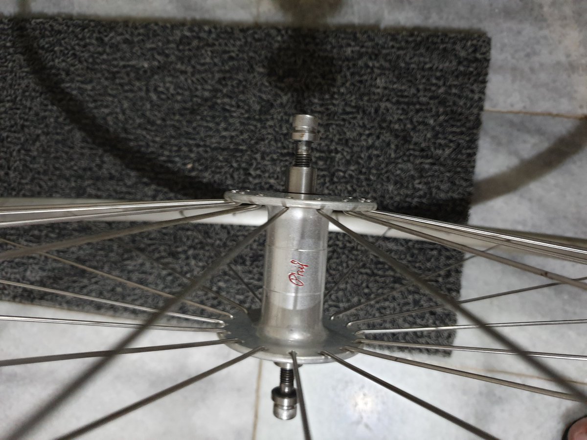 wwicaksono78's tweet photo. WTS
Wheelset fnr :
Rims Araya RT520, Hub Philwood high flange, rim tape Campagnolo
3jt
Lok. Jaktim 08119697199
#fnfjb https://t.co/zVijF59T63