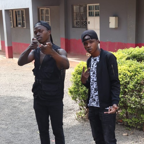 RookaceGang's tweet photo. ROOKACE Gang is a Kenyan Hip-hop duo from Riverside, Nairobi founded in 2019 with Tizaface and Double M as their stage names.
Members: Tizaface, Double M
Origin: Riverside, Nairobi, Kenya https://t.co/41EHar5hrn