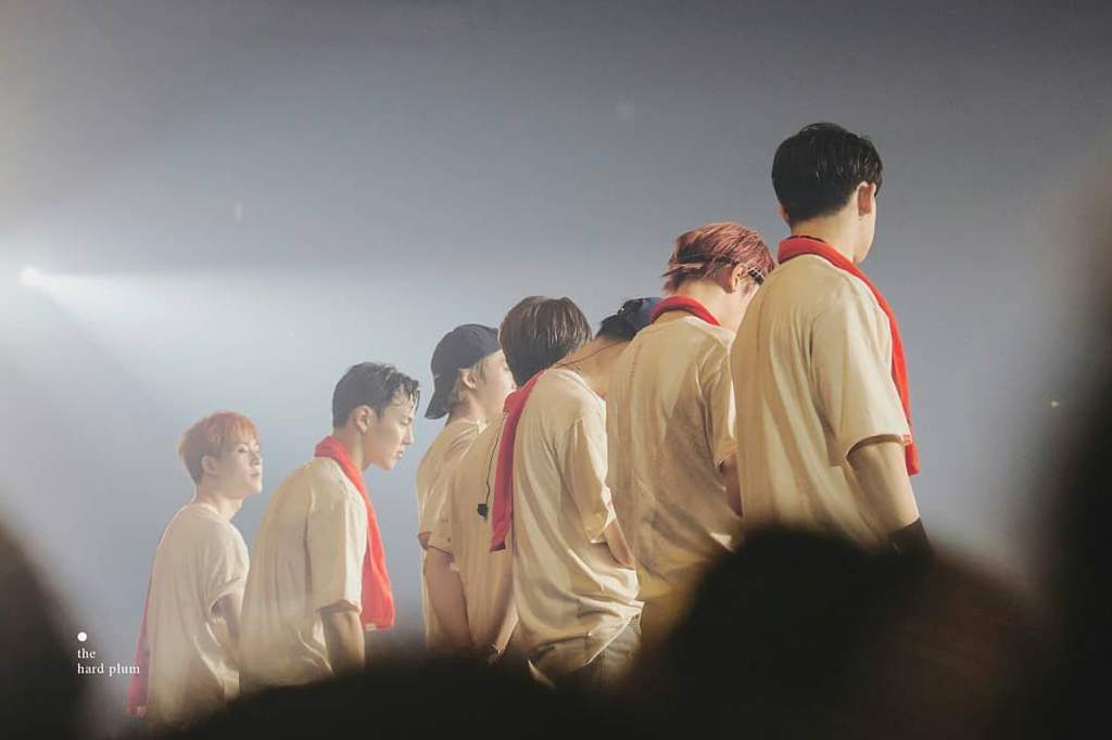 seokissy's tweet photo. wonho's biggest insecurity has always been losing monsta x and monbebes. he's always been the one to be anxious about it. everytime i read this ending ment it breaks me. idk about y'all but i'll NEVER stop fighting FOR OT7! https://t.co/DfeXdxsj18