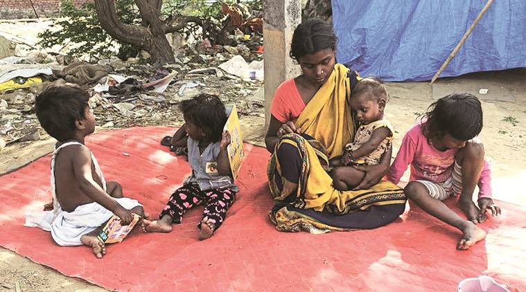 KotaNeelima's tweet image. Mothers of a poor, helpless India. Affection instead of food &amp;amp; Blessings instead of shelter - that’s all she can give her children ! #MothersDay #LetsNotForget #MigrantWorkers