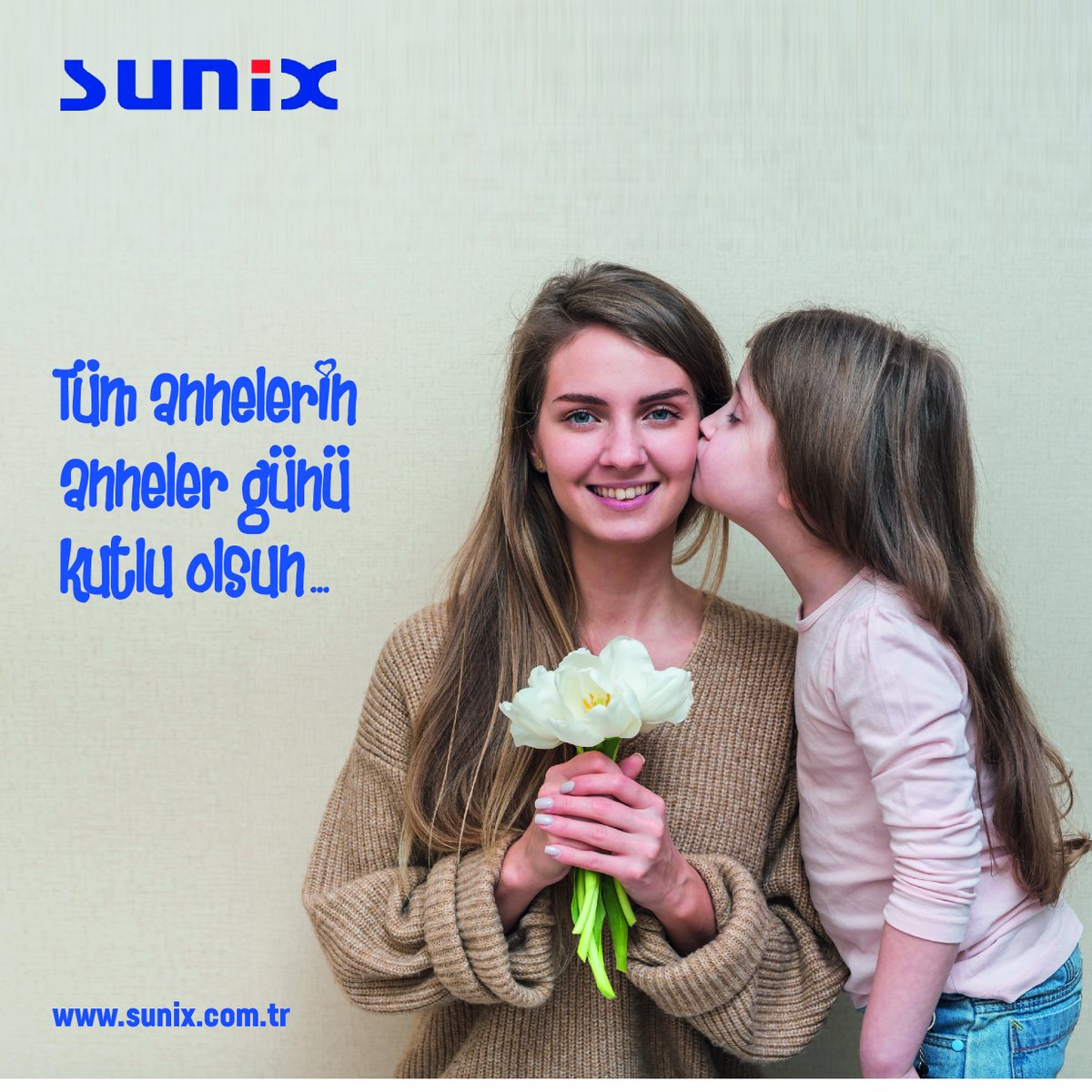 Dünyadaki cennetimiz; annelerimizin günü kutlu olsun...
#annelergunu