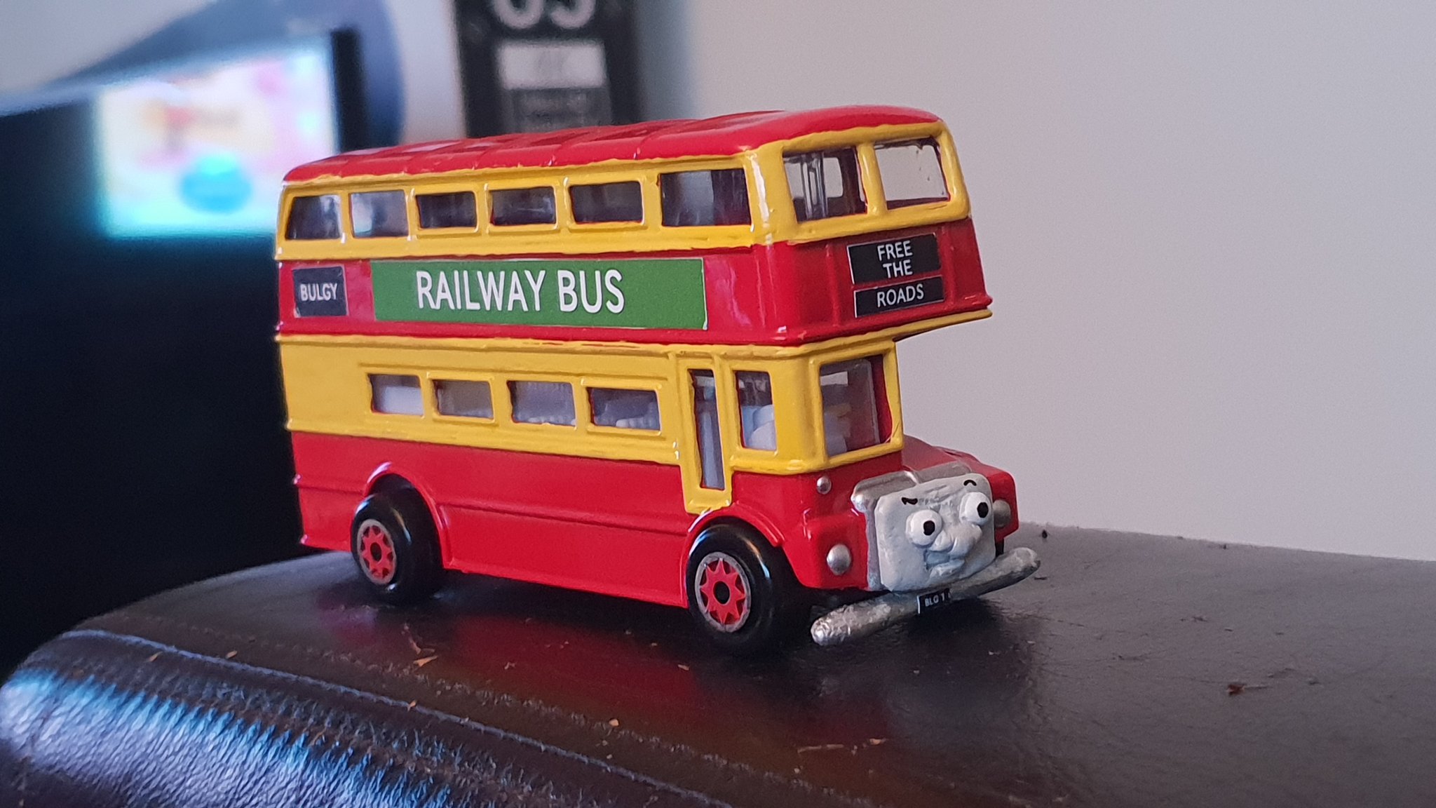 bulgy the bus toy