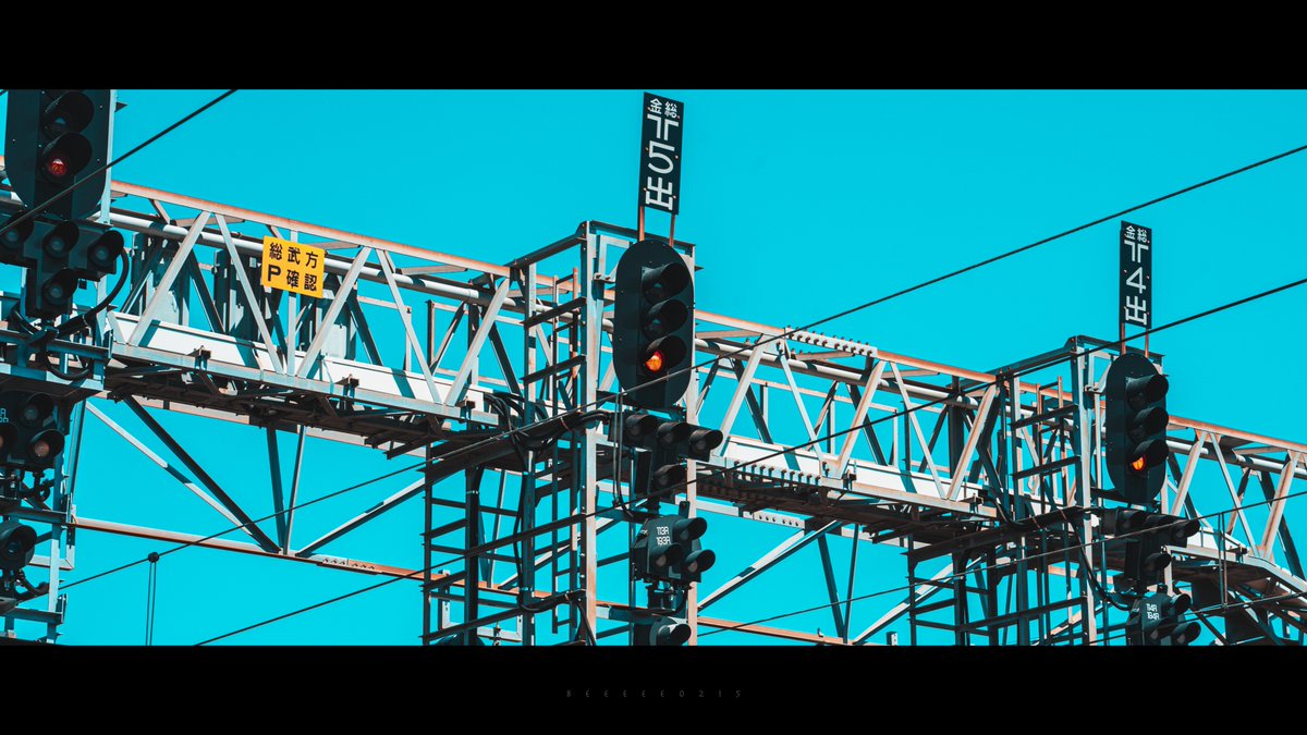 映画でよく使われる色調の調整技法 ティール オレンジを用いると写真がめちゃエモい仕上がりに 実例いろいろ集めてみました Togetter 映画でよく使われる色調の調整技法 ティール オレンジを用いると写真がめちゃエモい仕上がりに 実例いろいろ集めてみました Togetter