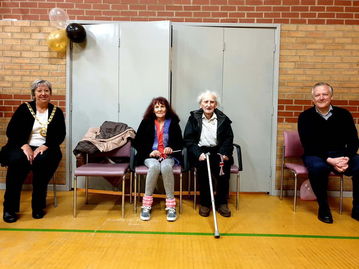 RtHonKevanJones's tweet image. Happy 100th Birthday to Frederick Herron. Thanks to Councillor Carole Hampson, Mayor of Stanley for arranging a socially-distanced celebration at Quaking Houses Village Hall, PACT House Stanley for providing cake and a performance by Wor Vera