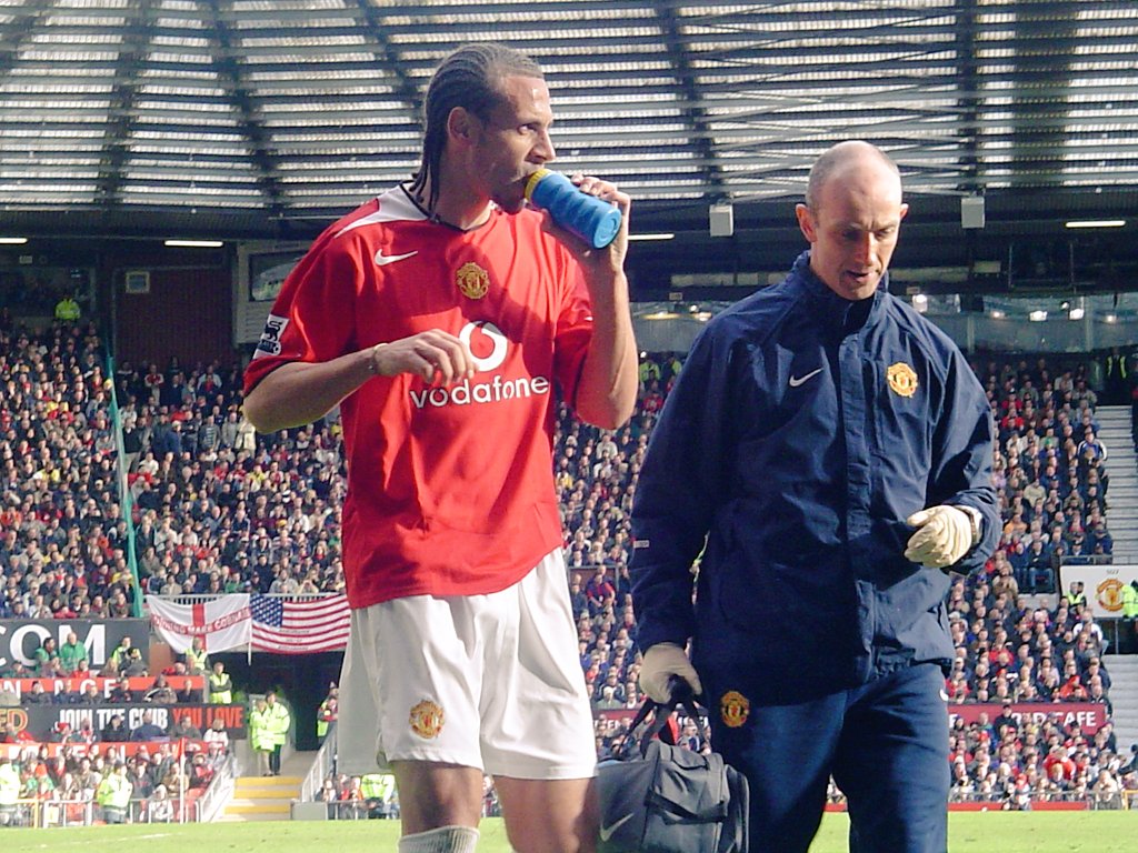  United beat Arsenal 2-0 (April 2006)...A young van Persie was in the Arsenal squad, little did we know what was to come.   #MUFC