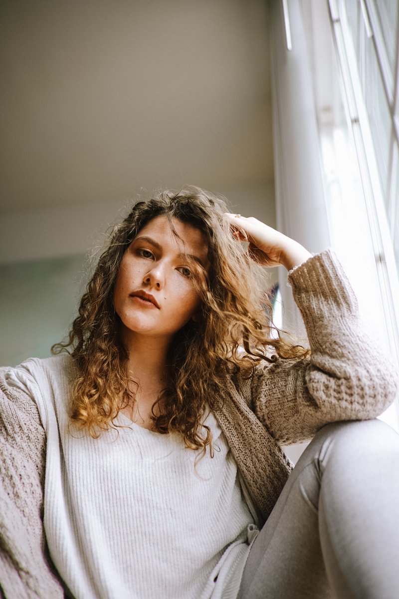 What's your ideal day? Mine would involve coffee, sunshine, a great workout, photography, a delicious home cooked dinner, and perhaps a bubble bath. 
.
.
.
#pittsburghphotographer #pittsburghportraitphotographer #selfportrait #selfportraitsunday #shootmoreportraits #canon
