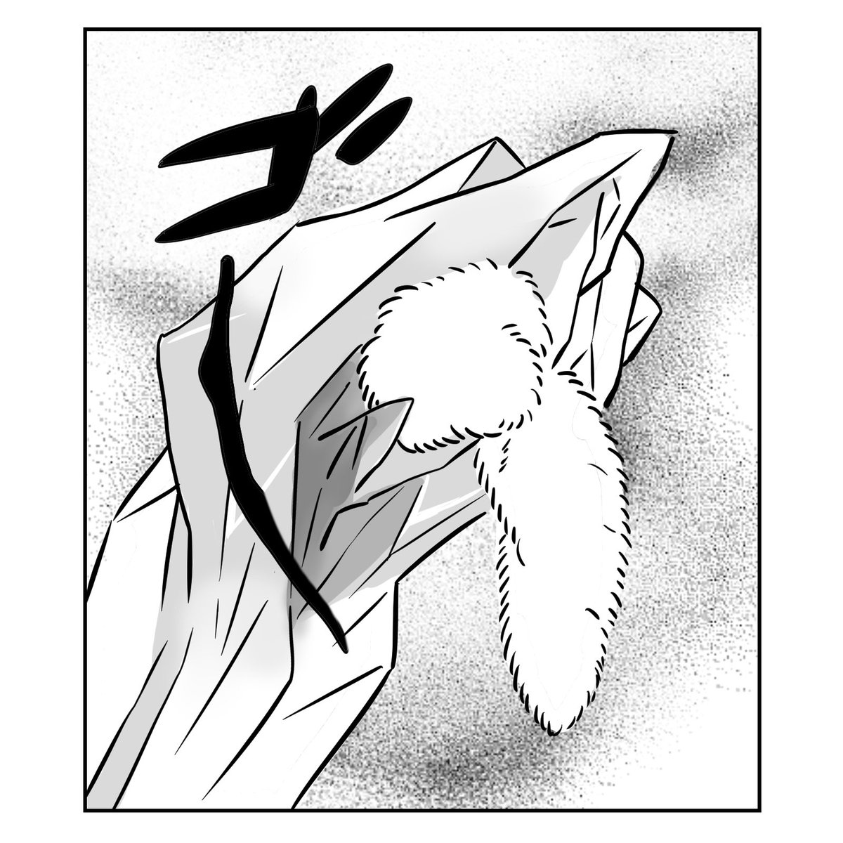 犬夜叉はじめて読んだんだけど殺生丸様が敵に捕まったシーンめちゃくちゃシュールで笑ってしまった 「中に殺生丸がいますよ」というメッセージをもふもふが伝えてくるのおもしろすぎる 