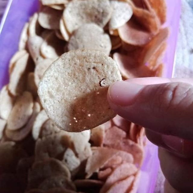 Zuzek85's tweet photo. I'm selling Keropok Baby Original Terengganu for RM15.00. Get it on Shopee now! https://t.co/4ooDJq2RzR #ShopeeMY https://t.co/kNwlUVZtto