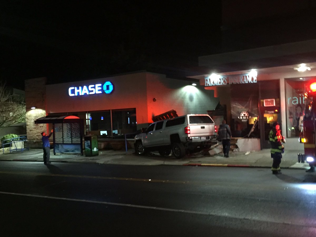 There've been lots of other crashes. But let's not forget the truck driving into the bank lobby.

Luckily nobody was waiting at the bus stop when it happened. x.com/VickyaClarke/s…