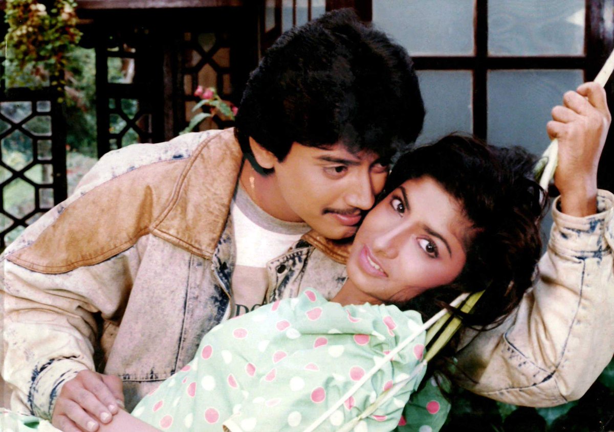 SelvamPrashanth's tweet photo. Tonight 10.30pm #காதல்இளவரசன் #பிரஷாந்த்-ன் #EngaThampi Movie played at #Ktv Dont miss that
#Prashanth #Subhashri #Lakshmi #Nagesh #Nassar #MadhanBob #Thyagu #Chinnijeyanth
Direction : SD Saba
@actorthiagaraja @salamsir21 @actorprashanth https://t.co/5RFRPlLK1d