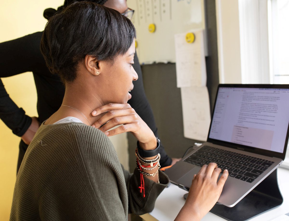 deptoflabour's tweet photo. Are you an individual that is looking for a learning or work opportunity?
The Employment Services of South Africa (ESSA) will help. Once you have registered and logged in you will be able to search our database for available positions. https://t.co/QfptFuZbax #Day44ofLockDown https://t.co/NuJn5gtxa0