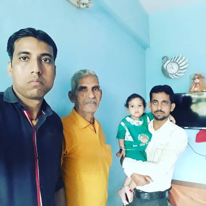 Girdhar77337679's tweet photo. #DarbhangaAirport
सुब�� १०:१५ में फ्लाइट टेक ऑफ केलक तथा दुपहर ०१:१५ में पटना एयरपोर्ट पर लैंड केलक।
पटना एयरपोर्ट क बाहर गौरीशंकर यादव जी पप्पू यादव जी क पार्टी क बिहार ईकाई क अध्यक्ष एवं फुलपरास विधानसभा क पूर्व प्रत्याशी गाड़ी क व्यवस्था संग उपस्थित छलाह...
४) https://t.co/eXMg1jIPmt