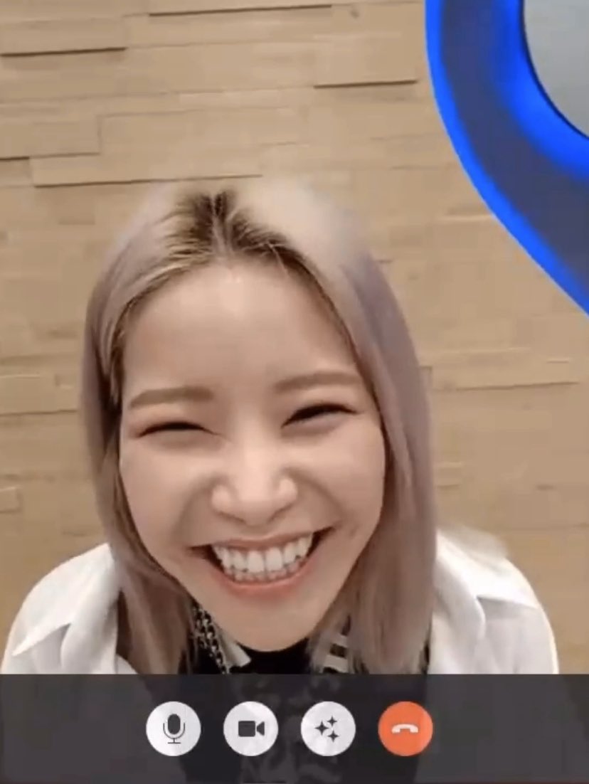 😁

#마마무 #솔라 #MAMAMOO #SOLAR