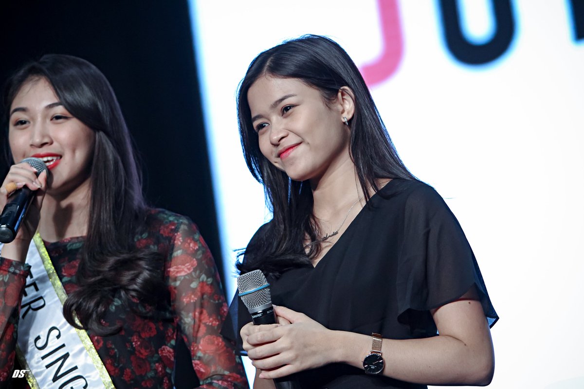 Amel <a href="/R_AmelJKT48/">⋆｡ﾟ☁︎｡⋆｡ ﾟ☾ ﾟ｡⋆</a> 

#throwback 
@ #JKT48JoyKickTearsHSF 
Tunjungan Convention Hall, Surabaya
21-12-2019