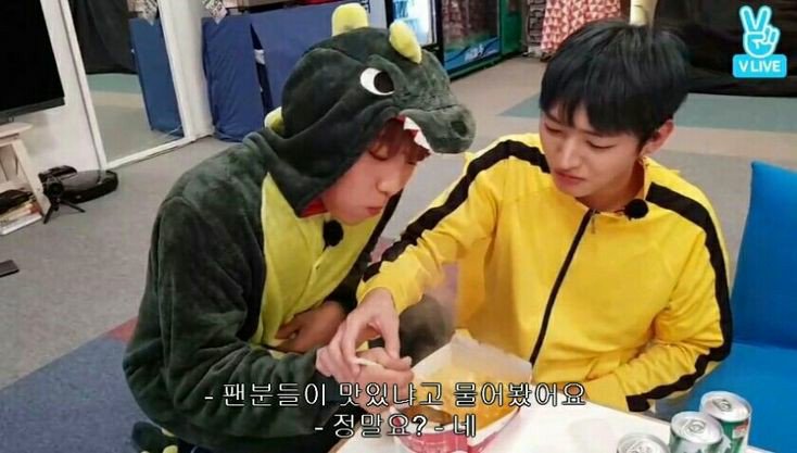 lol at woojin for eating jisung& #39;s food hahahahaha
