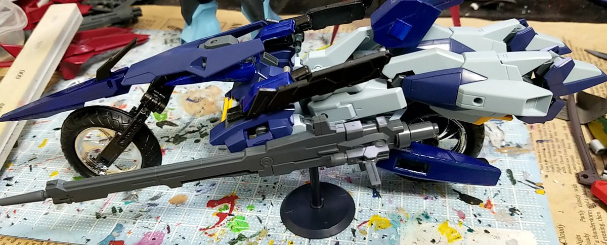 白虹 100均におもちゃのバイクが売ってたので購入し そのバイクのタイヤをもぎ取った ガンプラ 白虹 100均におもちゃのバイクが売ってたので購入し そのバイクのタイヤをもぎ取った ガンプラ