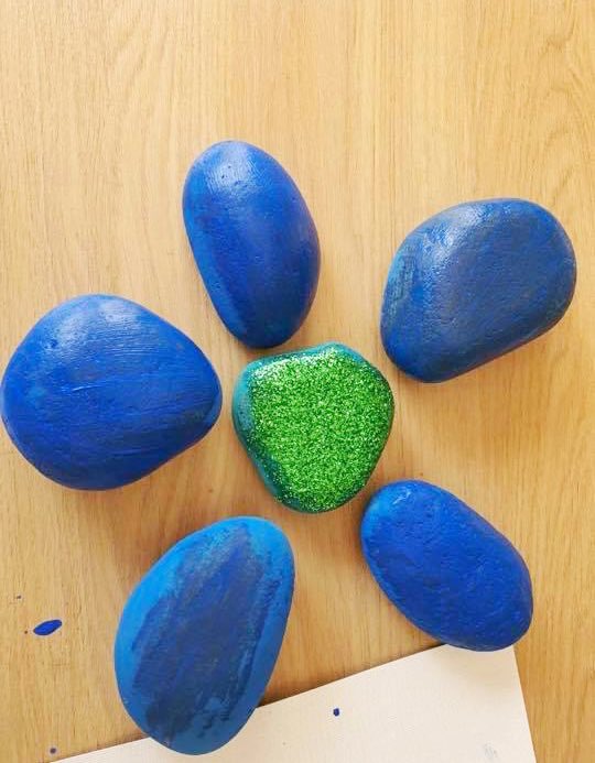 CrownCareUK's tweet photo. Holyrood ladies enjoying painting pebbles to make flowers for their garden @LaverZoe  🌈❤️🌈 #Arts #Crafts #Carehomes #Wakefield https://t.co/1COogE0Lcq