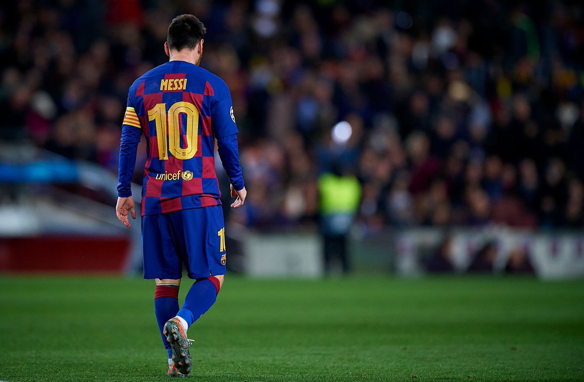 Feelings_LM10's tweet photo. 📊 Lionel Messi cette saison en Liga : 

22 matchs 
19 buts 
12 passes décisives 

Meilleur buteur et meilleur passeur du championnat en ayant manqué plus d’un mois de compétition 🤯 https://t.co/ln4odIq42j