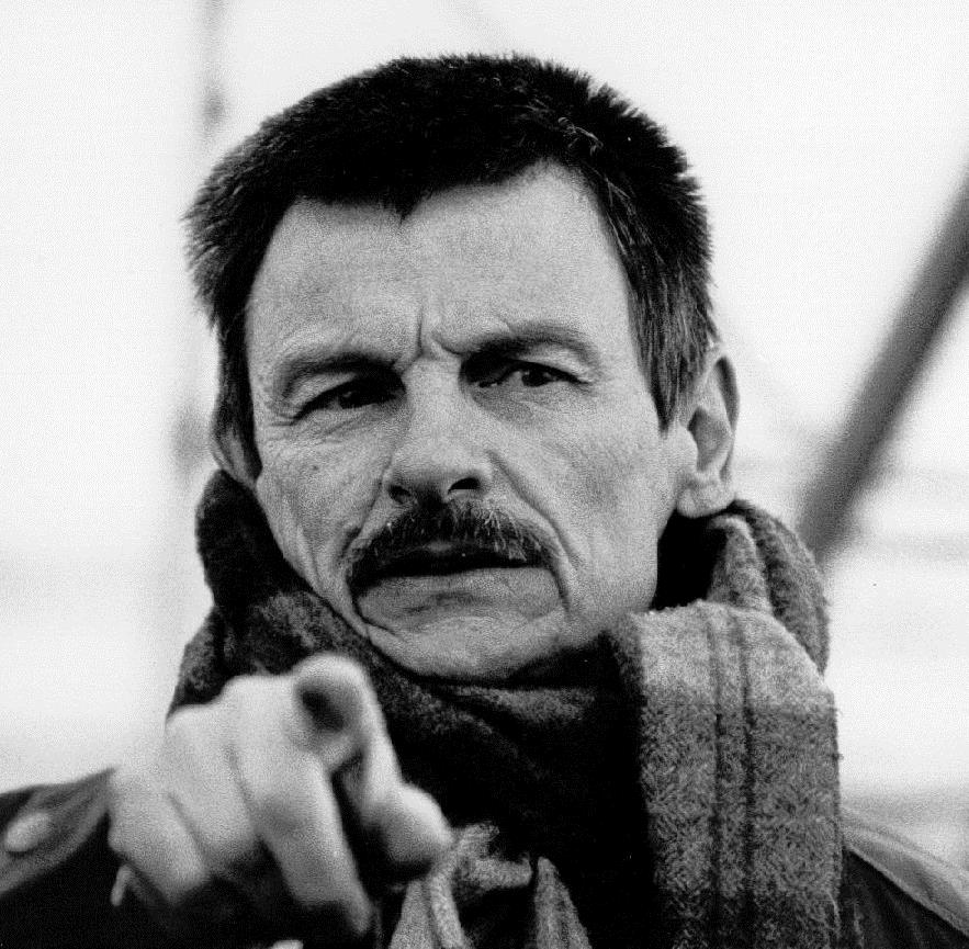 1. Andrei Tarkovski.Ses sept films sont sept merveilles. "Andrei Roublev" est pour moi le meilleur film à ce jour.Je pense sincèrement qu'il est le plus grand artiste du 20e siècle.