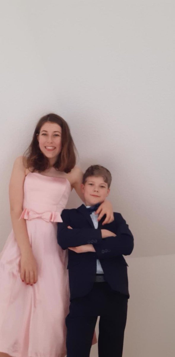 Morrisseyla1's tweet photo. #MothersDay #Muttertag #stolzeMutter hab von meiner Mutter wohl das Talent geerbt, besonders schöne Kinder zu machen 😉😀 https://t.co/wWpApSy27j