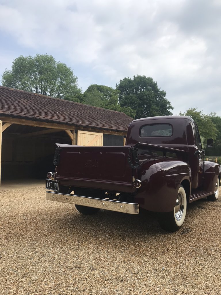 Had an issue with the Coffee Real local delivery truck - choke sticking on carb 3 - now sorted ready for deliveries to our local independents #coffeetime #pickups #v8 #caffeination #caffeinatedmayhem #1940s #Original