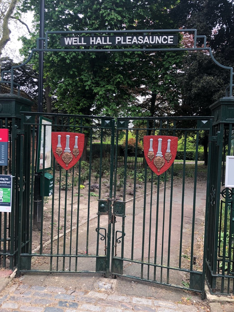 Spencer_Drury's tweet image. Well done to @Royal_Greenwich for using #Eltham as a venue for a BBC report about social distancing.  As a suggestion, maybe opening the other gates would help people keep their distance? bbc.co.uk/iplayer/episod…