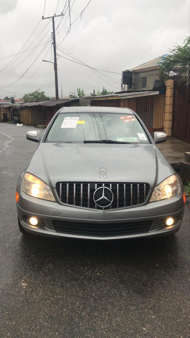 iamteajazz's tweet photo. 100% non accident , clean title Toks 2008 C300 luxury trim

Price : 3.2M

Location : Lagos

Just landed  .... Very clean ,non accidented.  Whatsapp or call 08118050111 
#trustenableautos #trustenable #toks #lagos #naija #AsoRockIsEmpty #COVIDIOTS https://t.co/V6j9WrdtNr