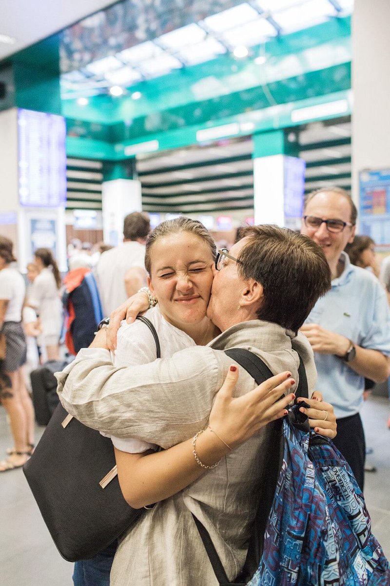 IViaggiDiTels's tweet photo. Grazie mamme per i vostri abbracci!
Vere #positivelights ✨✨
...
https://t.co/pue9wqr1Nf
...
#festadellamamma #10maggio #mothersday #mamme #abbraccio https://t.co/IFO5v6bCIc