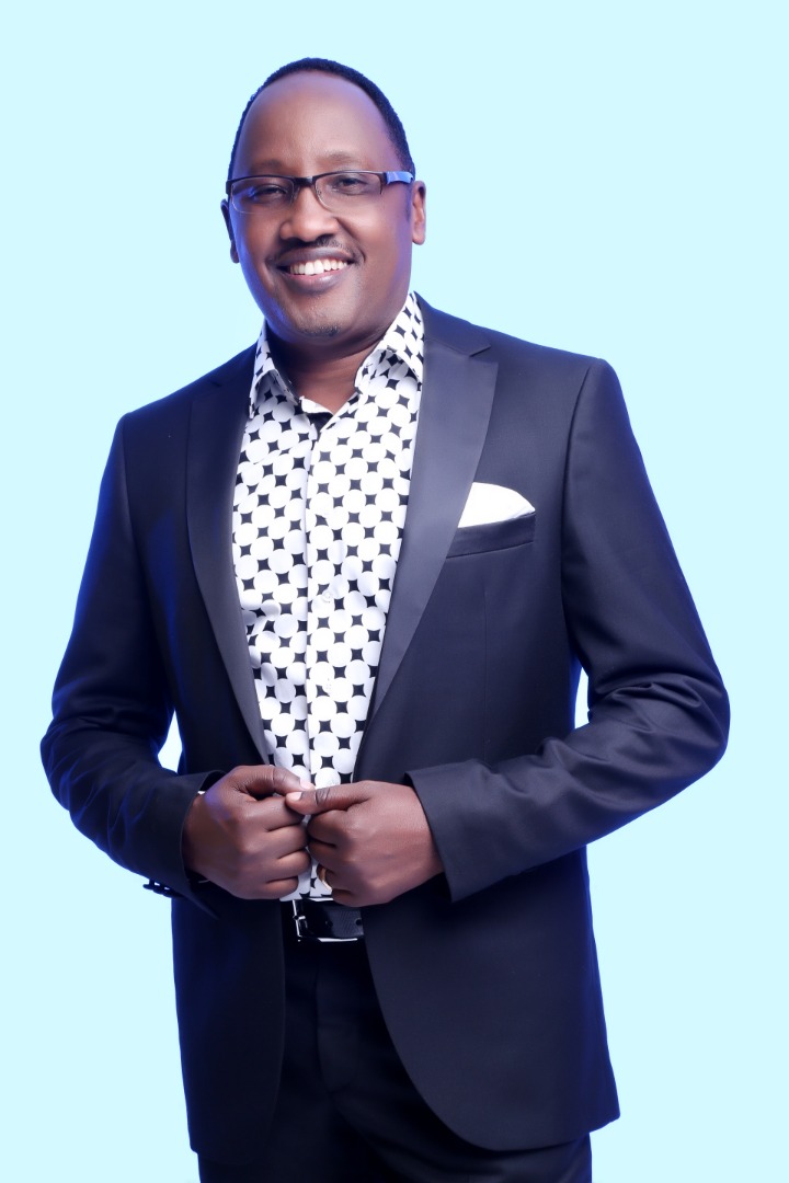 Happy Sunday Fam 😊

Catch our Senior Pastor <a href="/MichaelKimuli/">Michael Kimuli</a> tonight live on <a href="/ubctvuganda/">UBC UGANDA</a> at 7pm as he shares a message of Hope in these hard times. 

#CDMIChurch