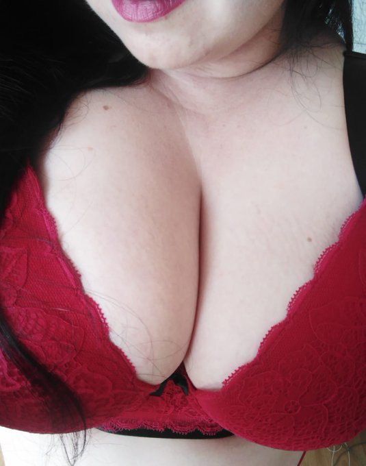 Guten Morgen  Habt einen tollen Sonntag.  💋 https://t.co/Ej6NNX3cQg<a href="/tag/plsrt"class="tags"><span>#plsrt</span></a>