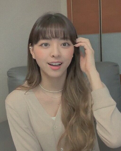 { ʏᴜɴᴀ ʙᴇɪɴɢ ɢɪʀʟꜰʀɪᴇɴᴅ ᴍᴀᴛᴇʀɪᴀʟᴀ ᴛʜʀᴇᴀᴅ }|   |  ||   |  ||   |  ✧✧  |   ✧