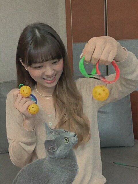 { ʏᴜɴᴀ ʙᴇɪɴɢ ɢɪʀʟꜰʀɪᴇɴᴅ ᴍᴀᴛᴇʀɪᴀʟᴀ ᴛʜʀᴇᴀᴅ }|   |  ||   |  ||   |  ✧✧  |   ✧