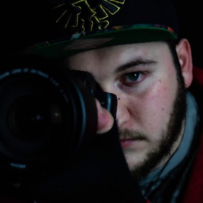 deanhassell's tweet photo. #NewProfilePic https://t.co/B8pyfW4Xfn