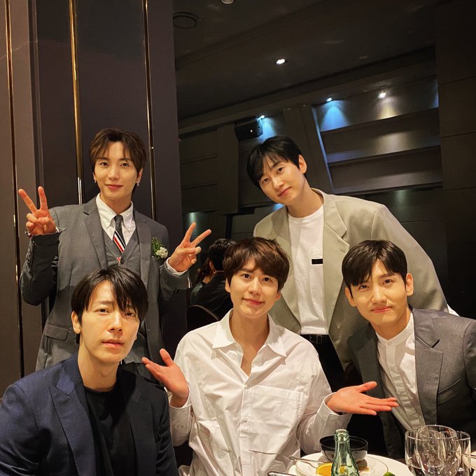 東方神起ソシマネージャーの結婚式へ Lovetvxqの日記